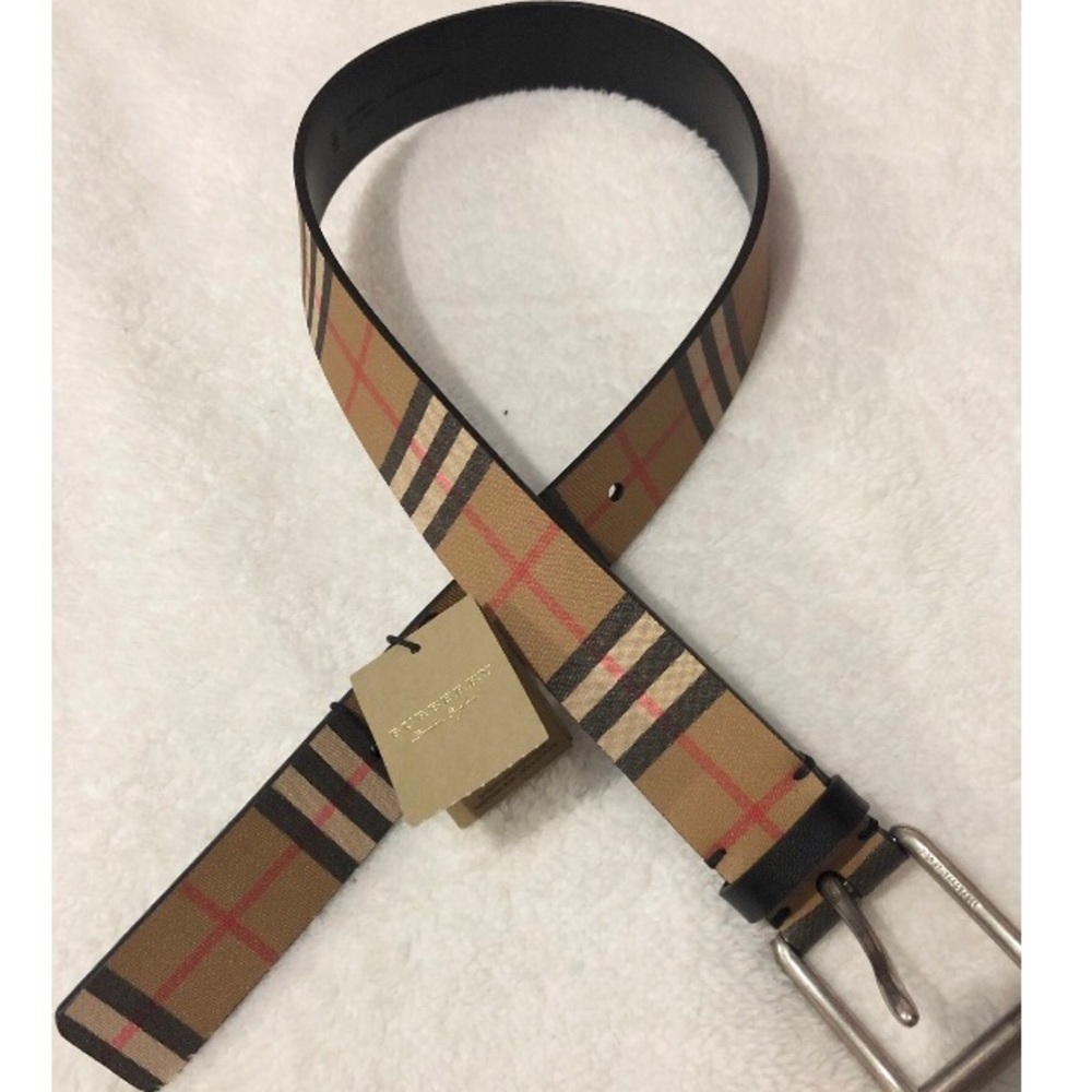 Burberry belt size 32